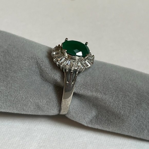 Vintage 925 sterling silver with Emerald and white Sapphires  Art US size 10.45 - Picture 2 of 9